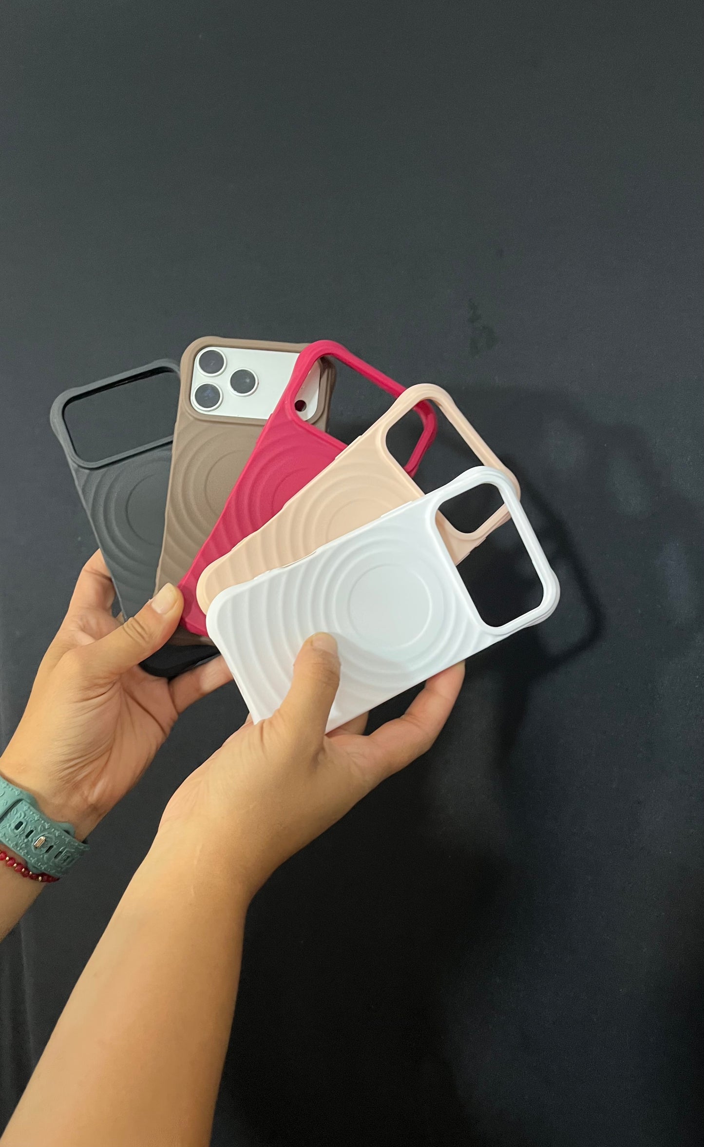 Case Ripple. Chocolate