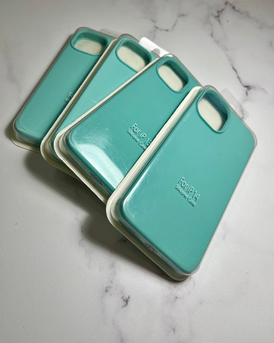 Silicona Case Verde agua pastel 13/14.