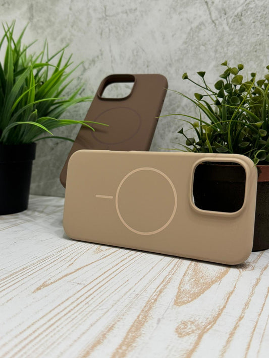 Cases de silicona magsafe mostaza