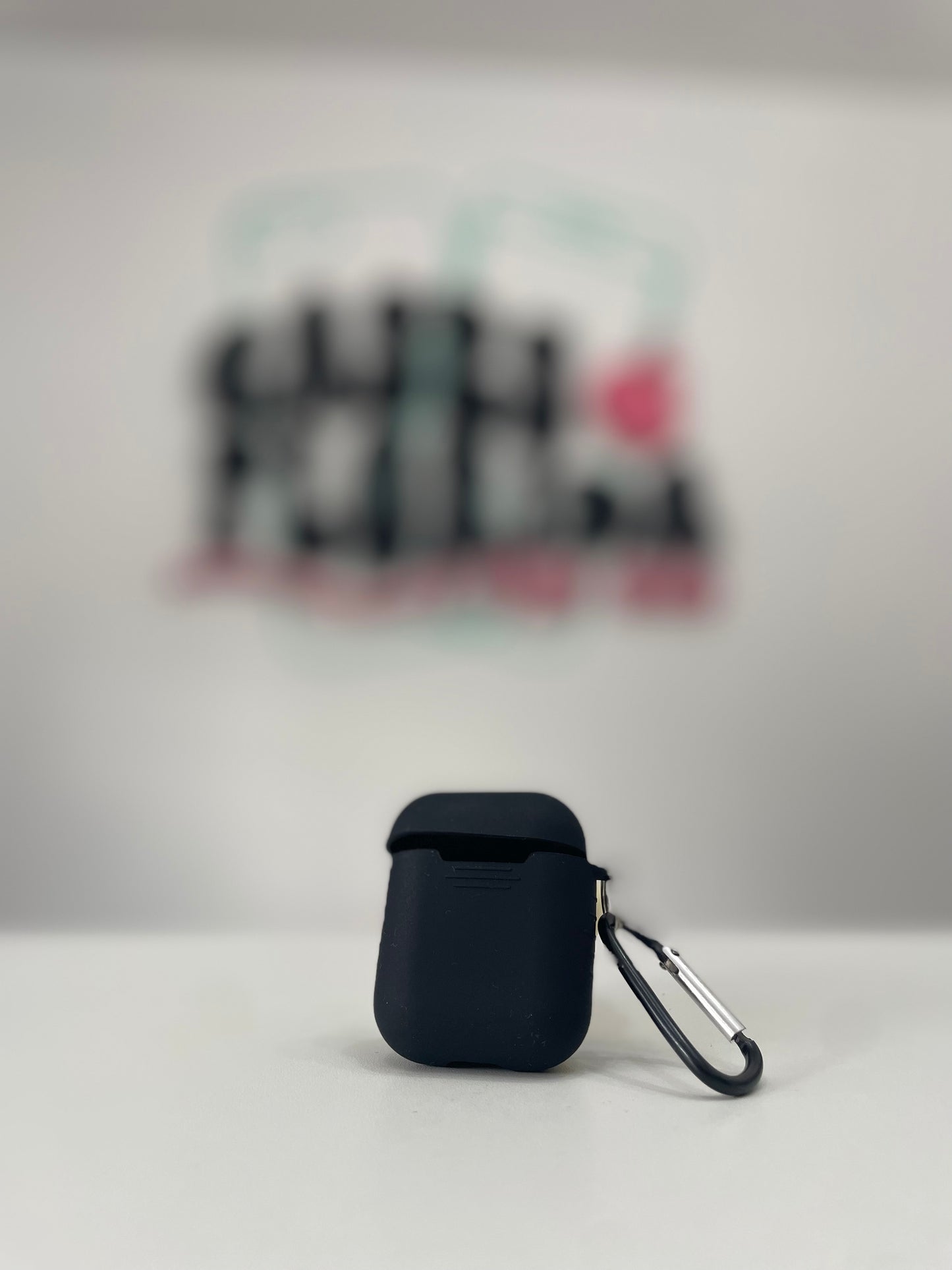 Funda protectora negra para AirPods