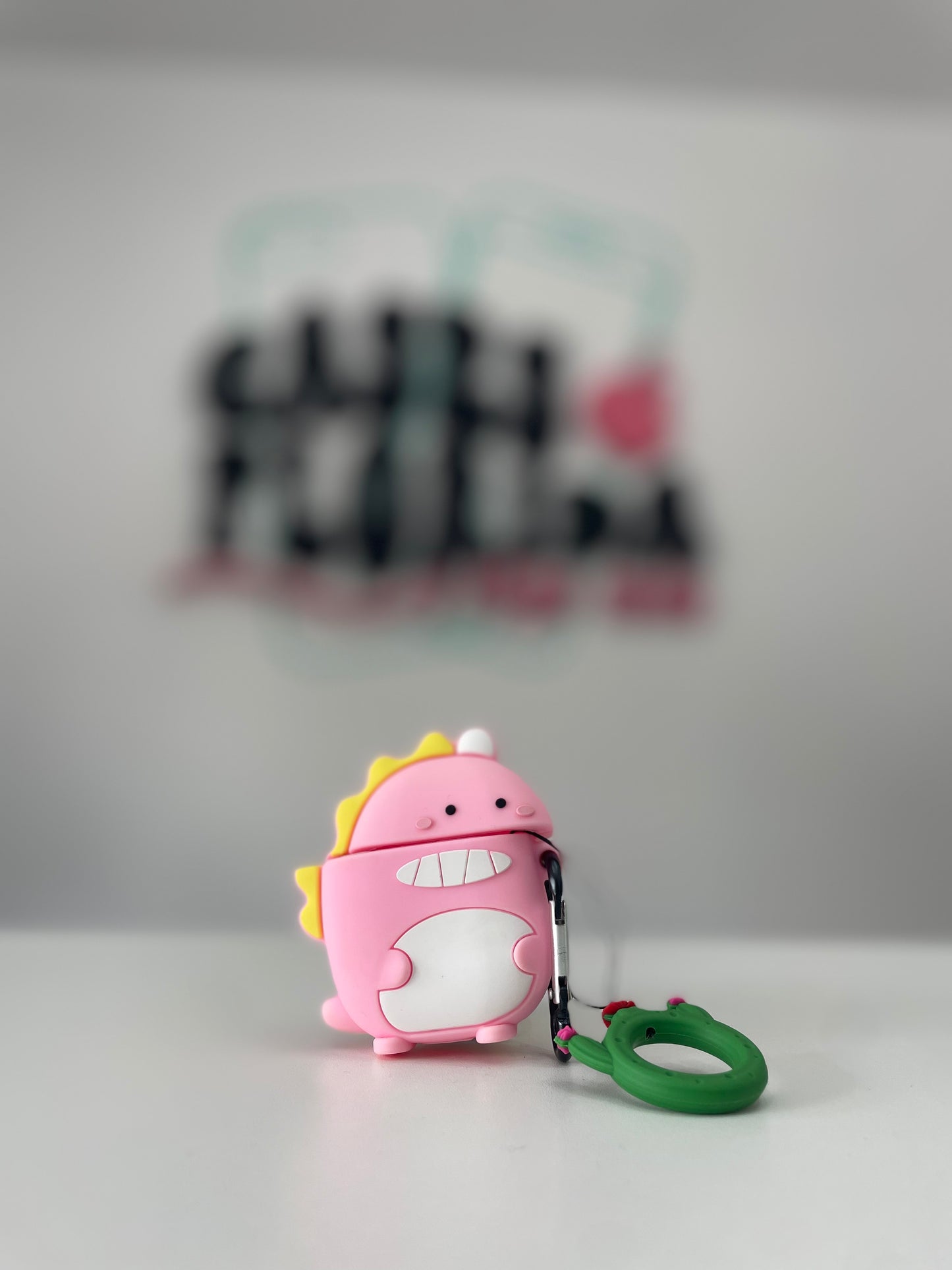 Funda protectora Dino Rosa para AirPods