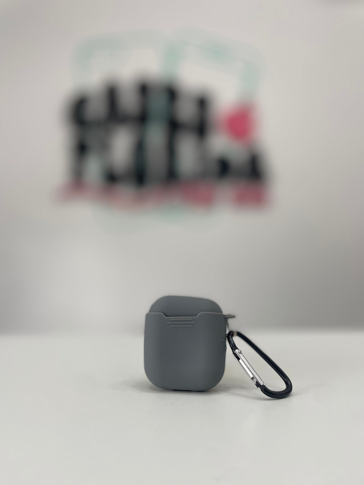 Funda protectora gris para Airpods