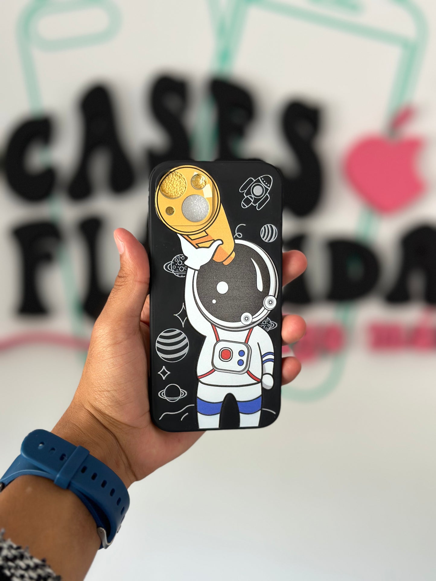 Case astronauta negro